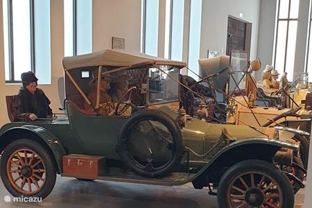 Museo del Automóvil y la Moda Málaga