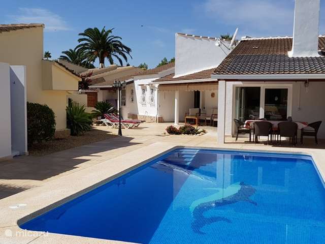 Holiday home in Spain, Costa Blanca, Alfáz del Pi - villa Villa La Palmera