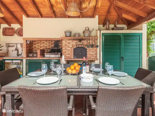 Villa Charneca en Portugal, Costa de Lisboa, Charneca da Caparica - villa Mesa del comedor