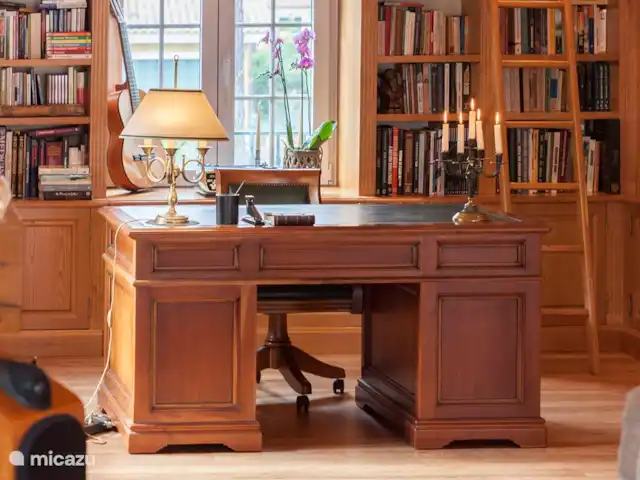 Villa Charneca en Portugal, Costa de Lisboa, Charneca da Caparica - villa Biblioteca