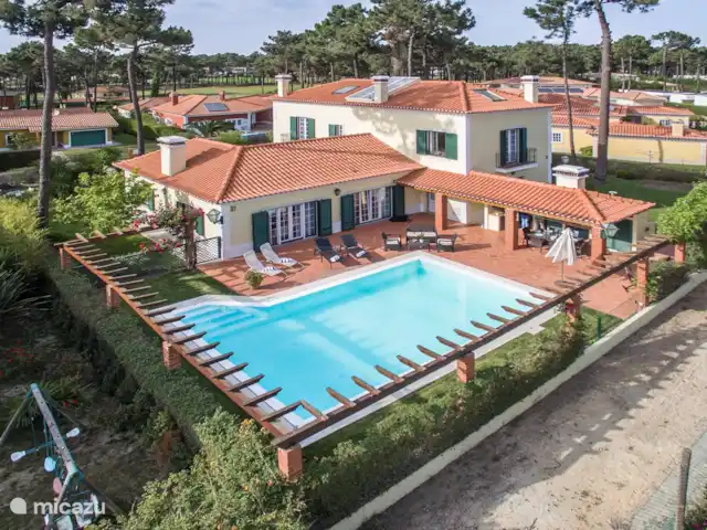 Villa Charneca en Portugal, Costa de Lisboa, Charneca da Caparica - villa Jardín