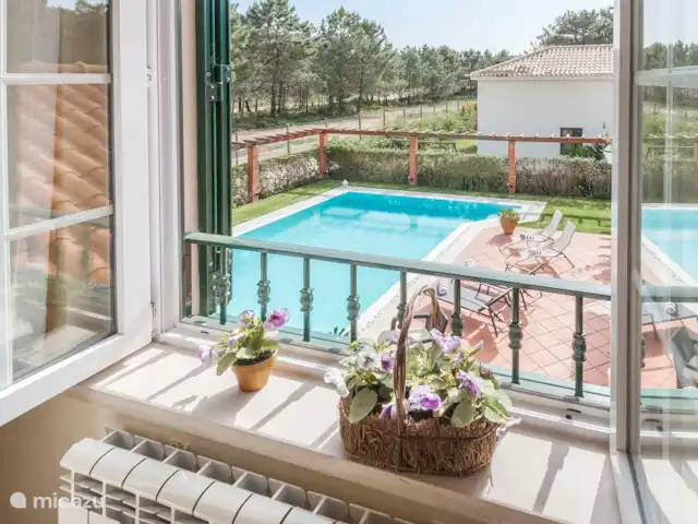 Villa Charneca en Portugal, Costa de Lisboa, Charneca da Caparica - villa Balcón