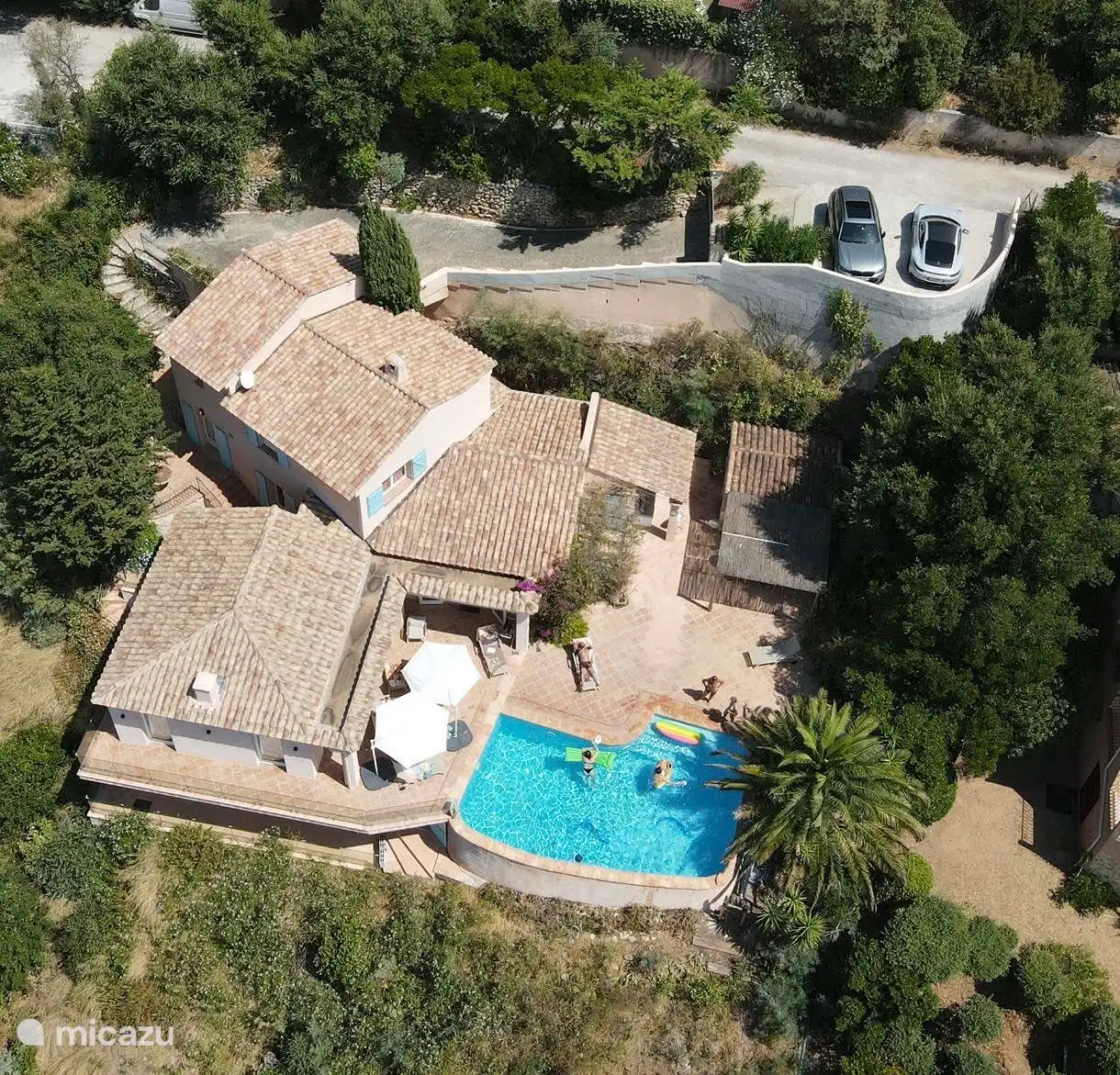 Top view villa with pool and private parking