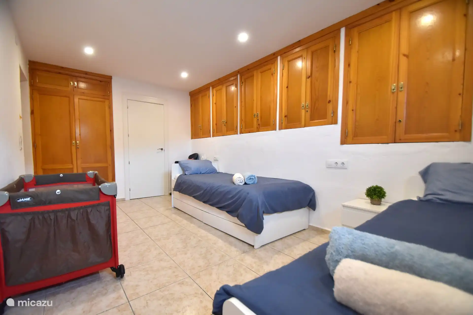 room with separate beds