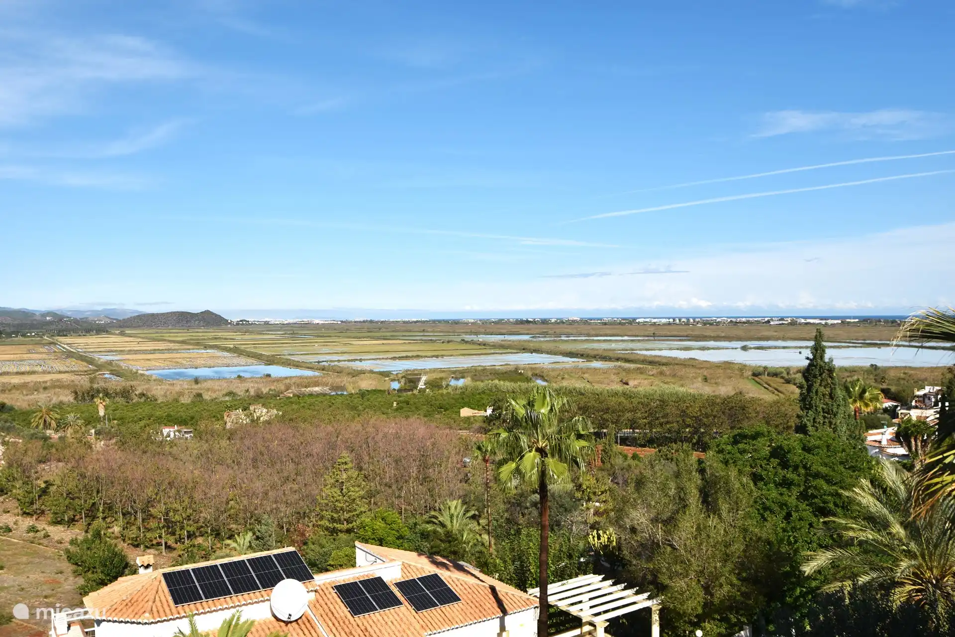 View from the terrace focuses on Marjal and the coastline