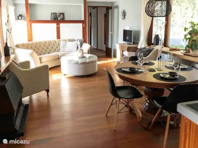 CASA MIRO -jacuzzi -sauna -tinyhouse en Países Bajos, Güeldres, Nijkerk - casa vacacional Nuestro acogedor salón.