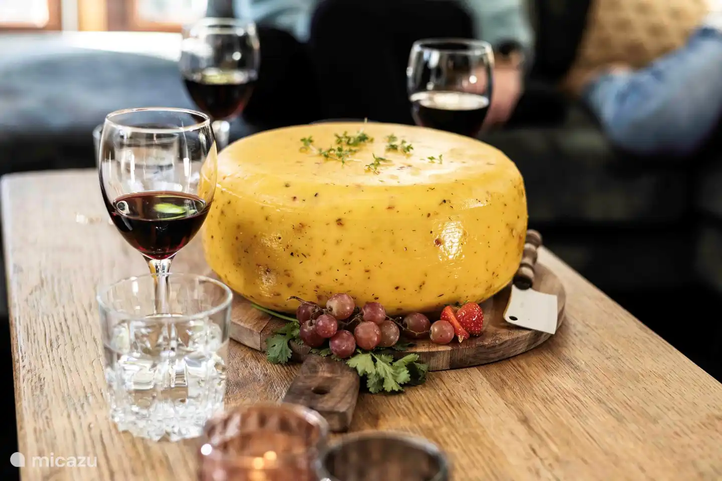 Bei Melktap de Prinsenkamp können Sie auch den leckersten hausgemachten Heukäse kaufen.