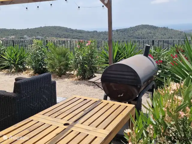 Location de Vacances Espagne, Barcelone, Canyelles, appartement - Villa Contenta Canyelles  Barbecue CHAR avec vue.