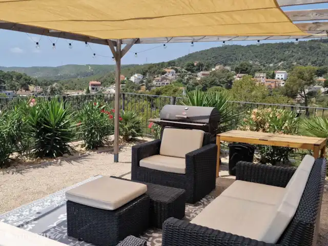 Location de Vacances Espagne, Barcelone, Canyelles, appartement - Villa Contenta Canyelles Détendez-vous dans le jardin !