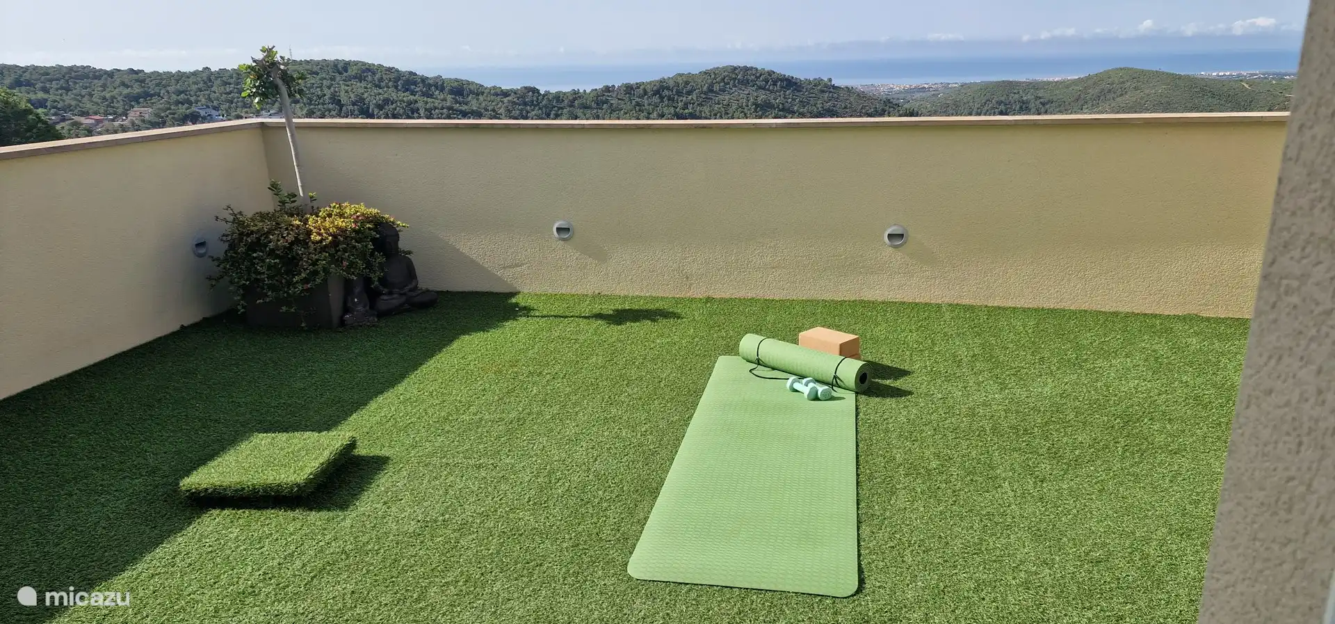 Posibilidad de utilizar el gimnasio en la planta superior de la casa, en consulta.