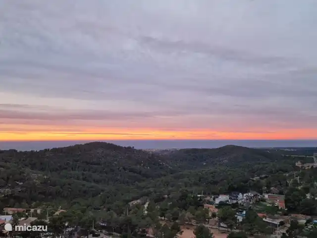 Location de Vacances Espagne, Barcelone, Canyelles, appartement - Villa Contenta Canyelles Profitez du magnifique coucher de soleil...