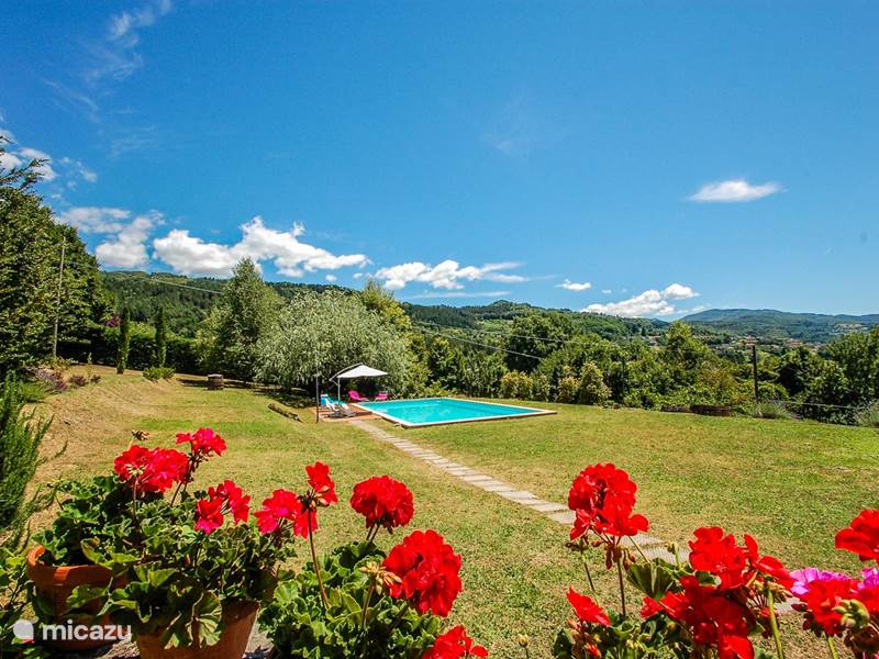 Ferienwohnung Italien, Toskana, Lucca Villa Haus mit privatem Pool in der nördlichen Toskana