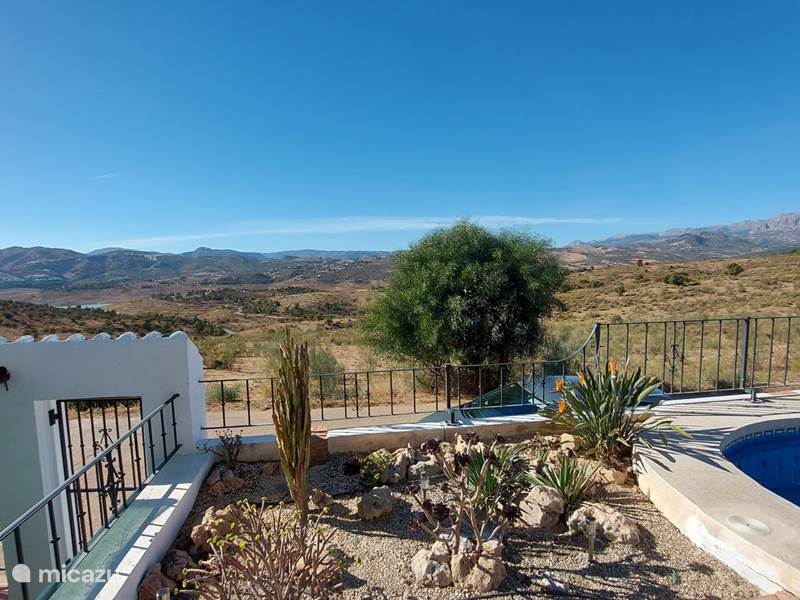 Holiday home in Spain, Andalusia, La Viñuela Villa Casa Indy tranquility, view, affordable