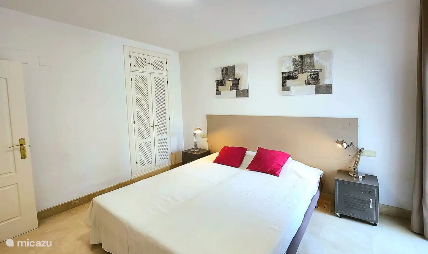 Schlafzimmer 3 mit Queensize-Bett