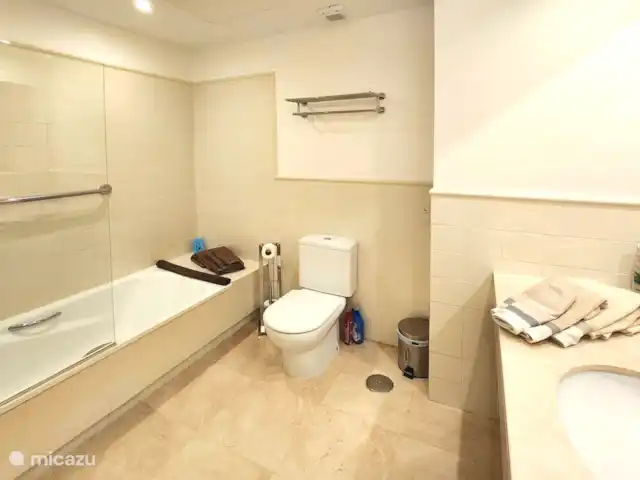 Casa del Lago | Espagne, Costa del Sol, Marbella - maison de vacances Salle de bain pour les chambres 2 et 3
