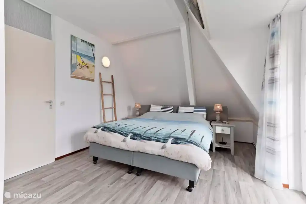 Tweepersoons slaapkamer van Vakantiehuis in Kamperland (Zeeland, Nederland)