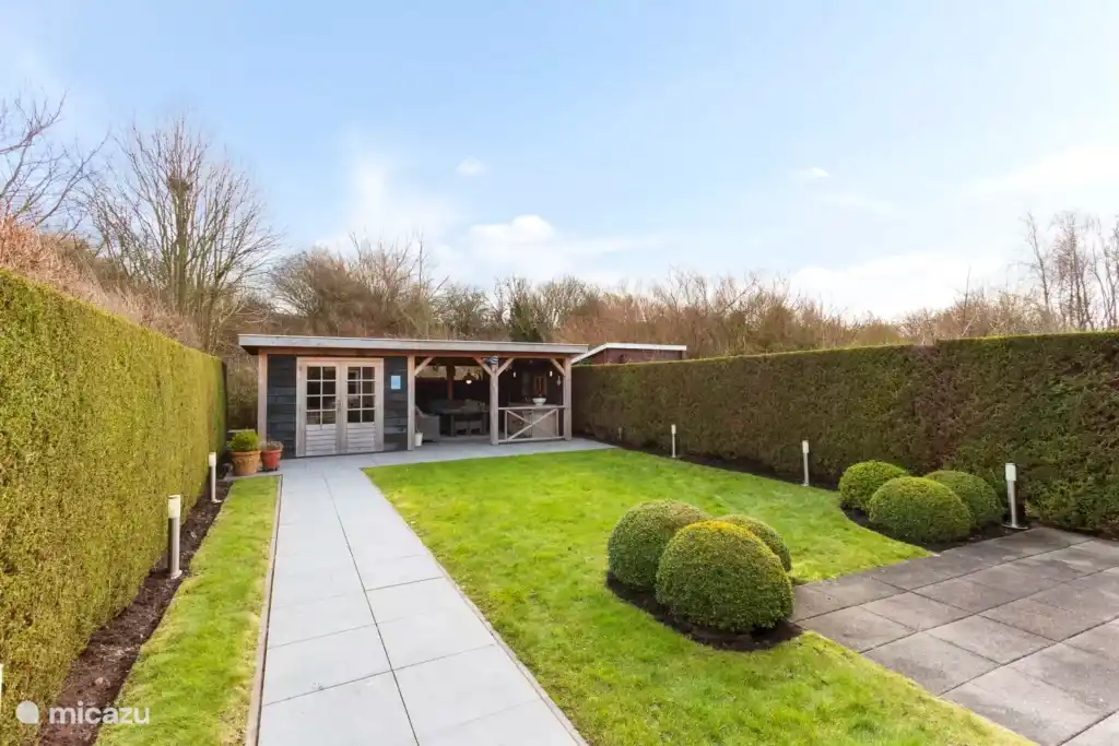 Tuin van Vakantiehuis in Kamperland (Zeeland, Nederland)