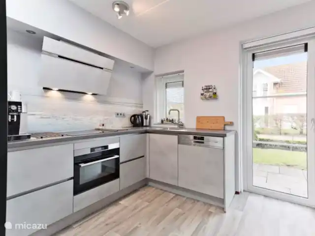 Location de Vacances Pays-Bas, Zélande, Kamperland, maison de vacances - Maison de vacances de luxe près de la plage Cuisine de Maison de vacances à Kamperland (Zélande, Pays-Bas)