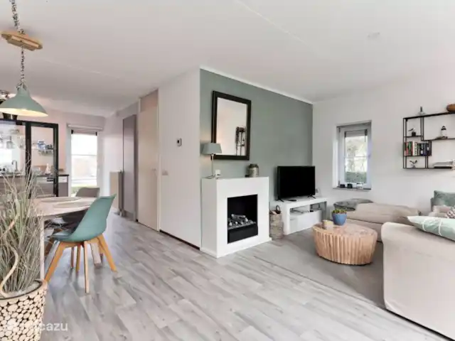 Location de Vacances Pays-Bas, Zélande, Kamperland, maison de vacances - Maison de vacances de luxe près de la plage Salon vers la cuisine de la maison de vacances à Kamperland (Zélande, Pays-Bas)