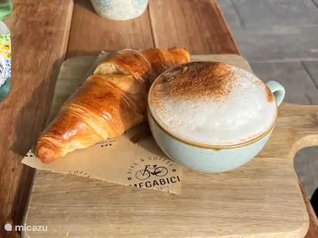 Villa Feliz Veracruz | Espagne, Costa Dorada, Miami Plage - villa Dégustez un croissant frais et un café chez Megabici