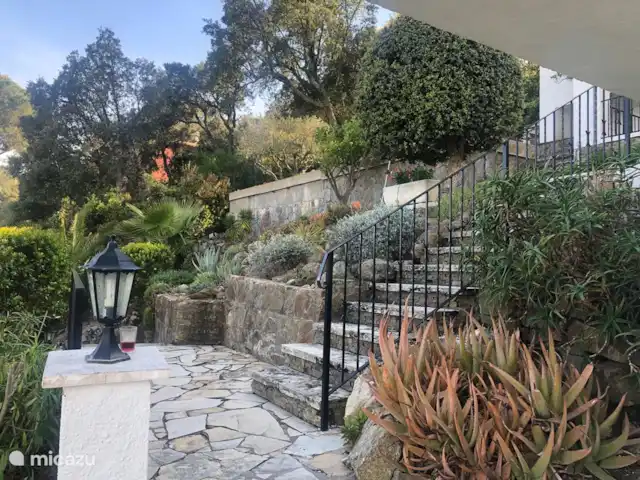 Villa Schenk | Espagne, Costa Brava, Calonge - villa Le beau jardin, qui est entretenu mensuellement par une «brigade de jardin».