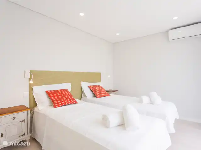 Villa Lusiadas | Portugal, Côte de Lisbonne, Charneca da Caparica - villa Chambre à coucher