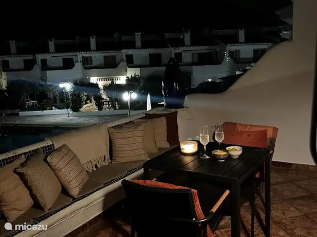 Casa Bonita | Espagne, Costa Blanca, Moraira - maison de vacances Balcon avec banc et table avec chaises