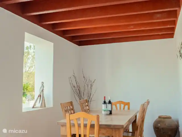 Casa Mariposa | Espagne, Ibiza, Sant Miquel de Balansat - finca Table à manger couverte à l’extérieur