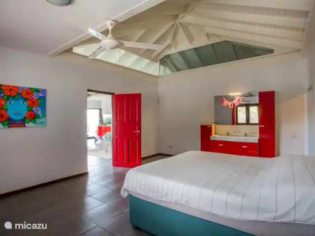 Piscadera Bay Resort 18 | Curaçao, Curaçao-Centre, Piscadera - bungalow Chambre des maîtres avec salle de bain attenante