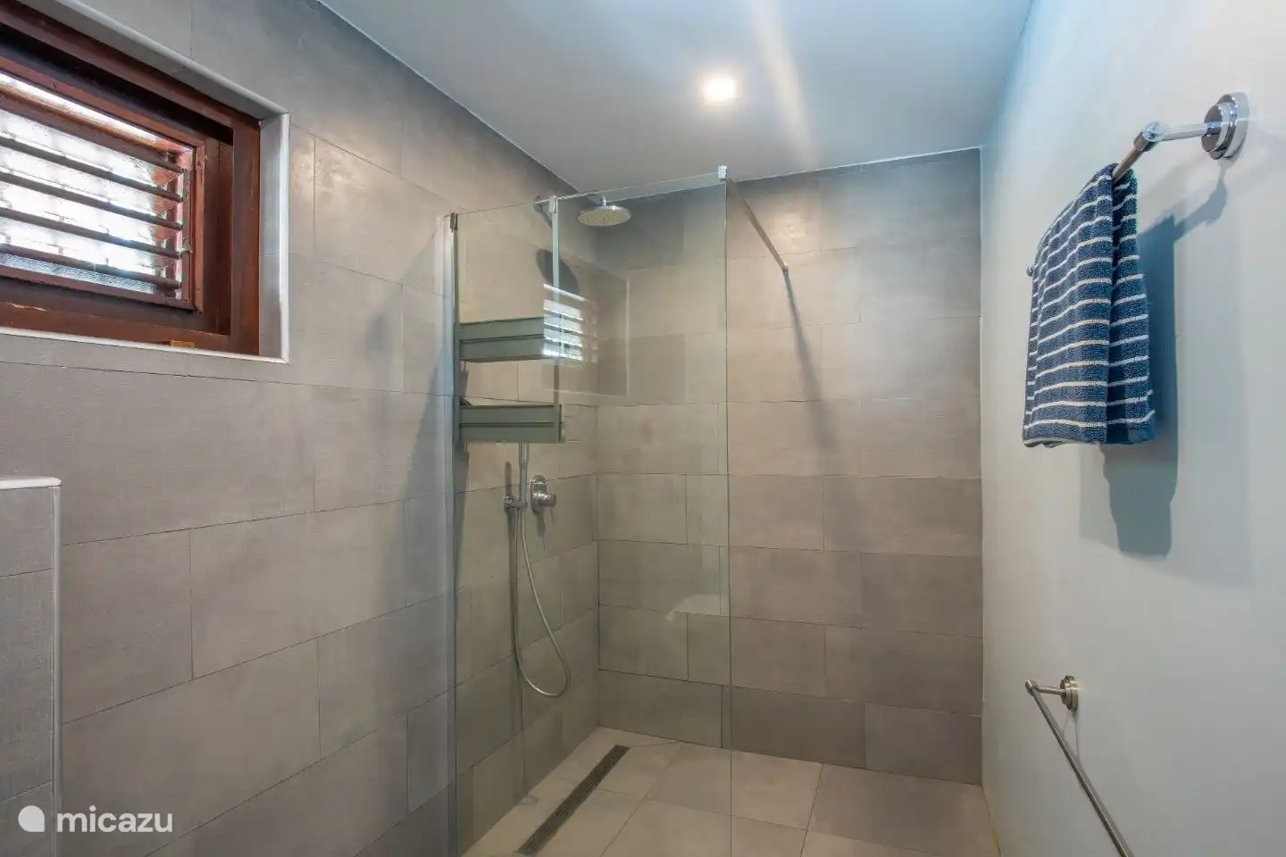 cuarto de baño dormitorio principal