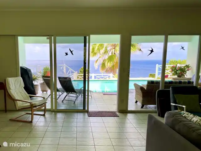 Villa Happy View huren in Curaçao, Banda Abou (west), Coral Estate, Rif St.Marie - villa Woonkamer