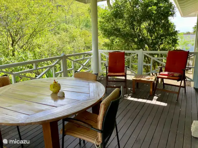 Villa Happy View huren in Curaçao, Banda Abou (west), Coral Estate, Rif St.Marie - villa Achter porch