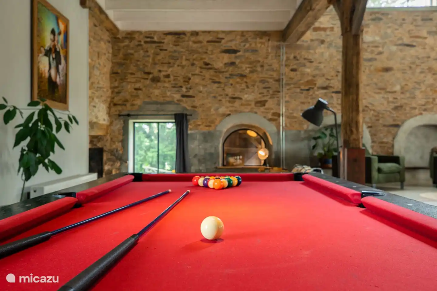 Billard im Wohnzimmer