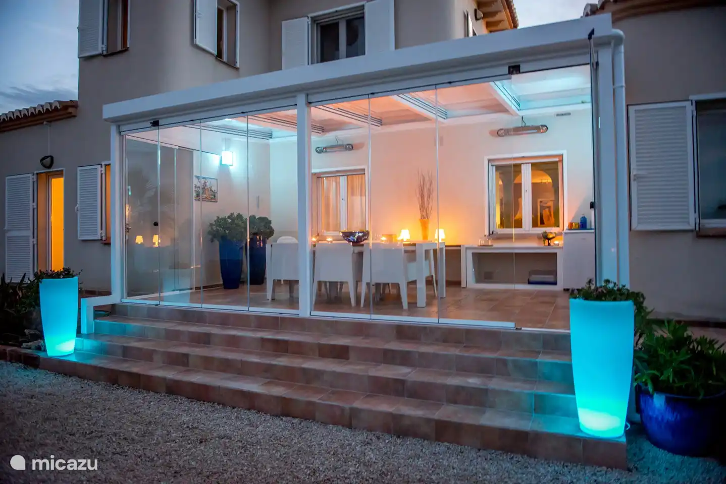 Frühstücksraum am Abend