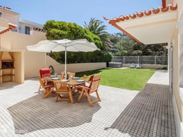 Villa Lourenco huren in Portugal, Lissabon Kust, Ericeira - villa Eettafel buiten