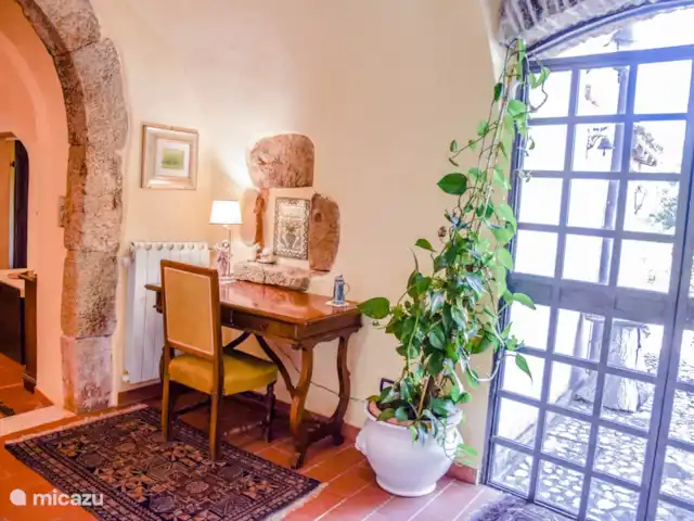 Todi, maison avec piscine privée | Italie, Ombrie, Acquasparta - villa salle commune