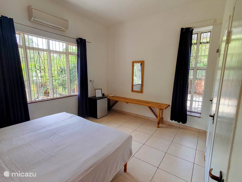 Casa vacacional Curaçao, Curazao Centro, Julianadorp Cama y desayuno Abaai - B&B 1 dormitorio con cocina