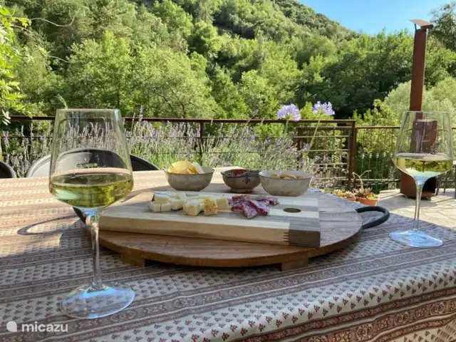Location de Vacances Italie, Ligurie, Apricale, villa - Casa Bianca Apricale À votre santé!