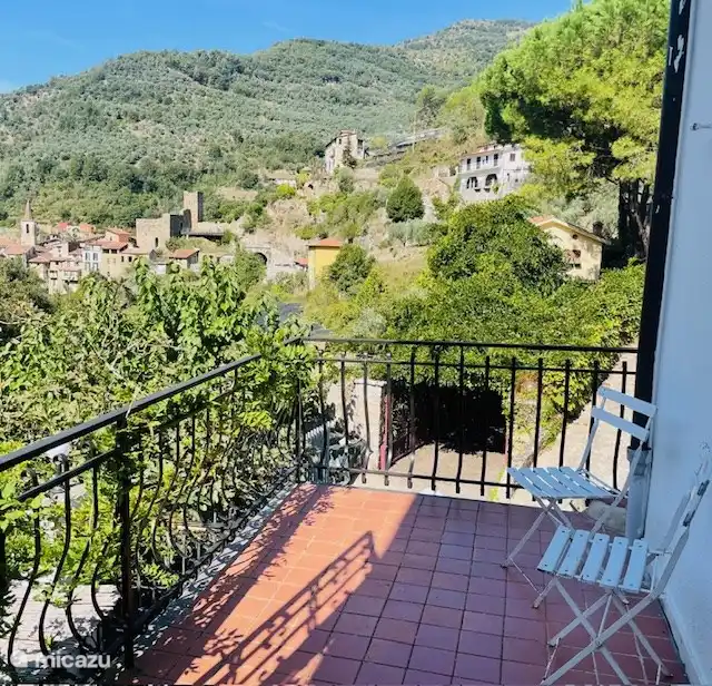 Balkon angrenzend an 2 der Schlafzimmer