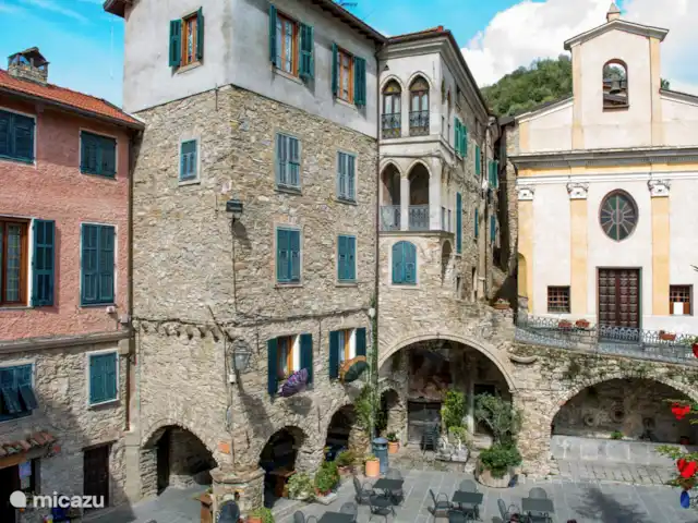 Location de Vacances Italie, Ligurie, Apricale, villa - Casa Bianca Apricale Centre du village d'Apricale