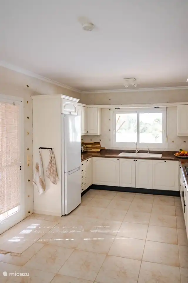 Kitchen Diner mit gefiltertem und trinkbarem Wasser