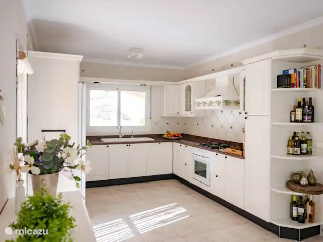 Casa Gorriones Moraira en España, Costa Blanca, Moraira - villa cocina comedor