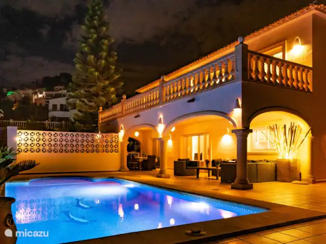 Casa Gorriones Moraira en España, Costa Blanca, Moraira - villa vista de noche