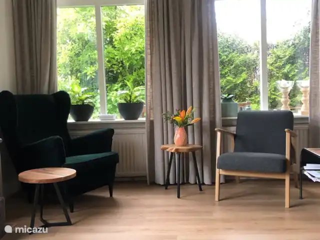 vakantiehuis huren in Nederland, Noord-Holland, Bergen – De Lijster fauteuils in woonkamer