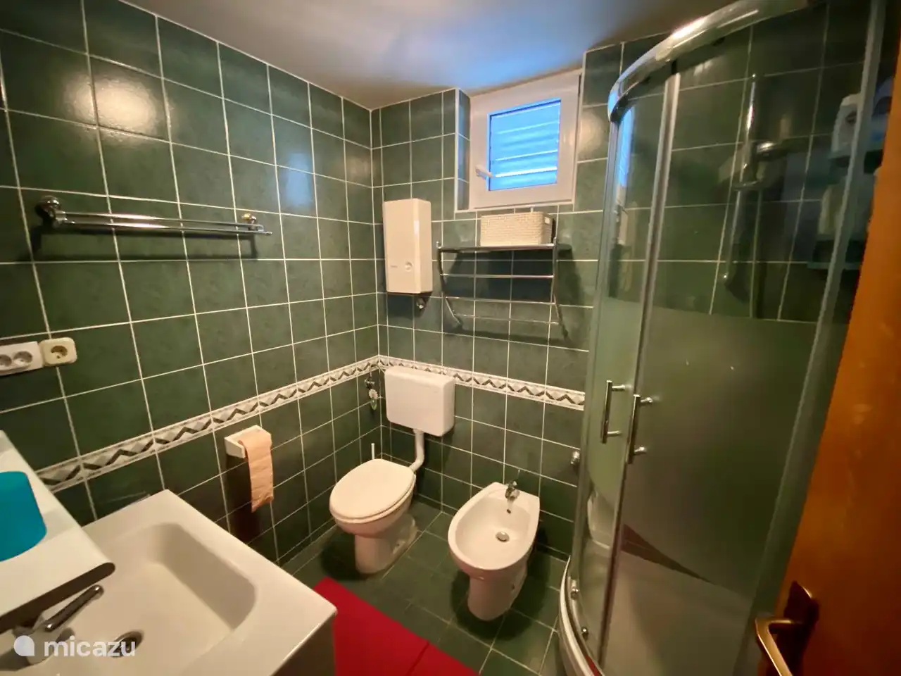 Badezimmer im Erdgeschoss