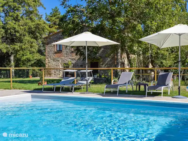 Viaje a la ciudad, Italia, Toscana, Sarteano, villa Casa con piscina privada en el sur de la Toscana Viaje a la ciudad, Italia, Toscana, Sarteano, villa Casa con piscina privada en el sur de la Toscana