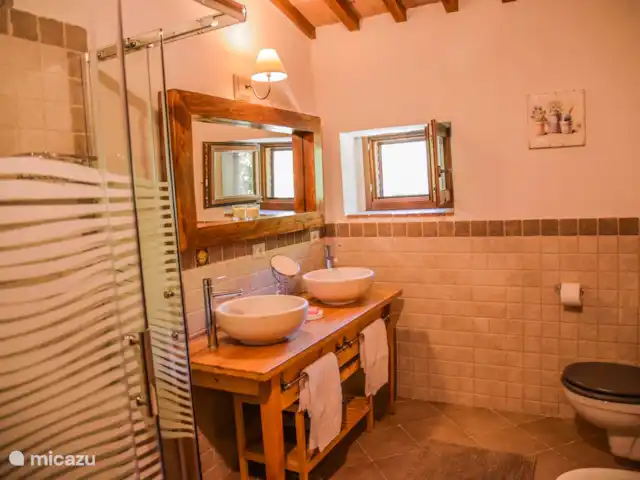Viaje a la ciudad, Italia, Toscana, Sarteano, villa Casa con piscina privada en el sur de la Toscana