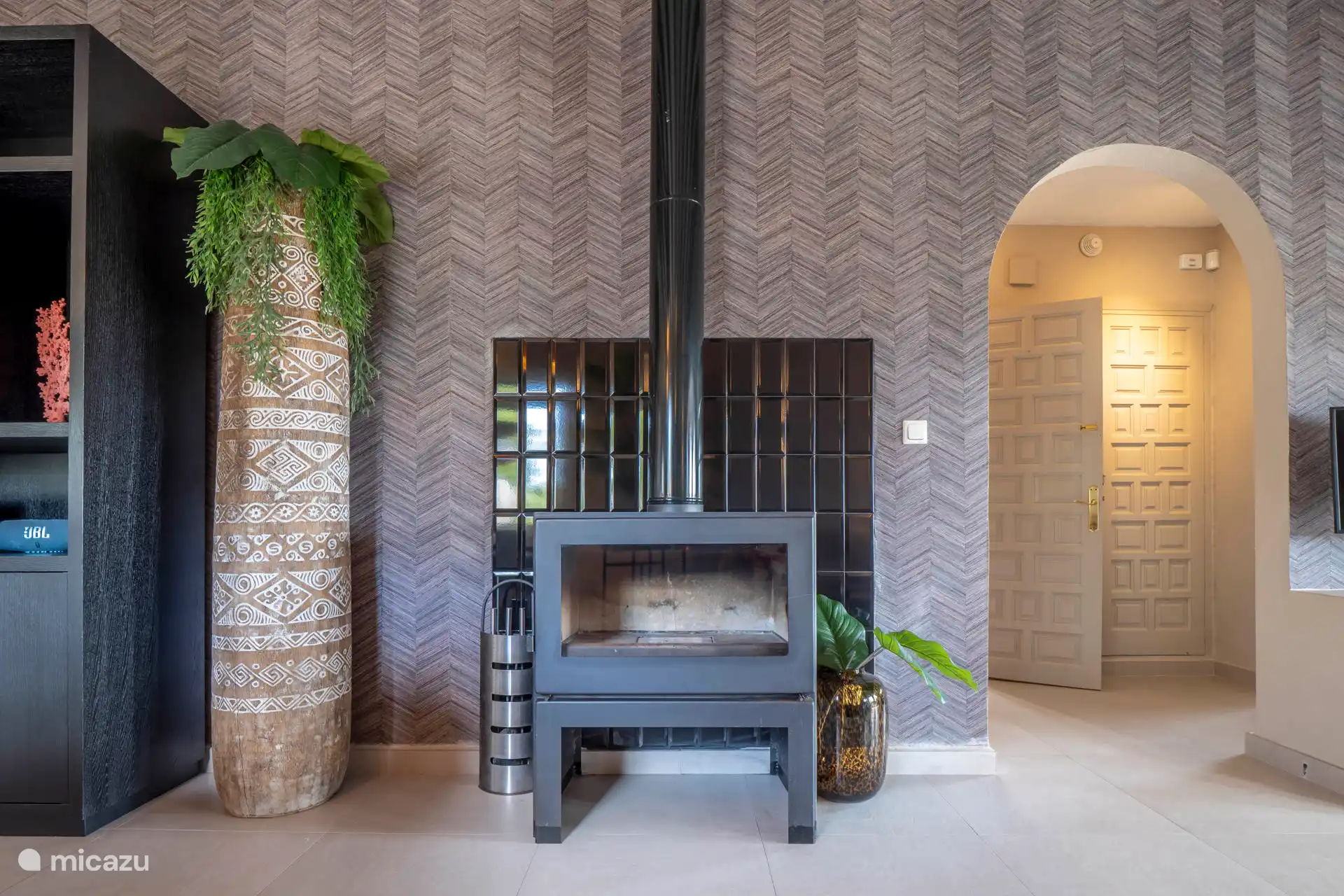 Stimmungsvoller Holzofen für die gemütlichen Abende