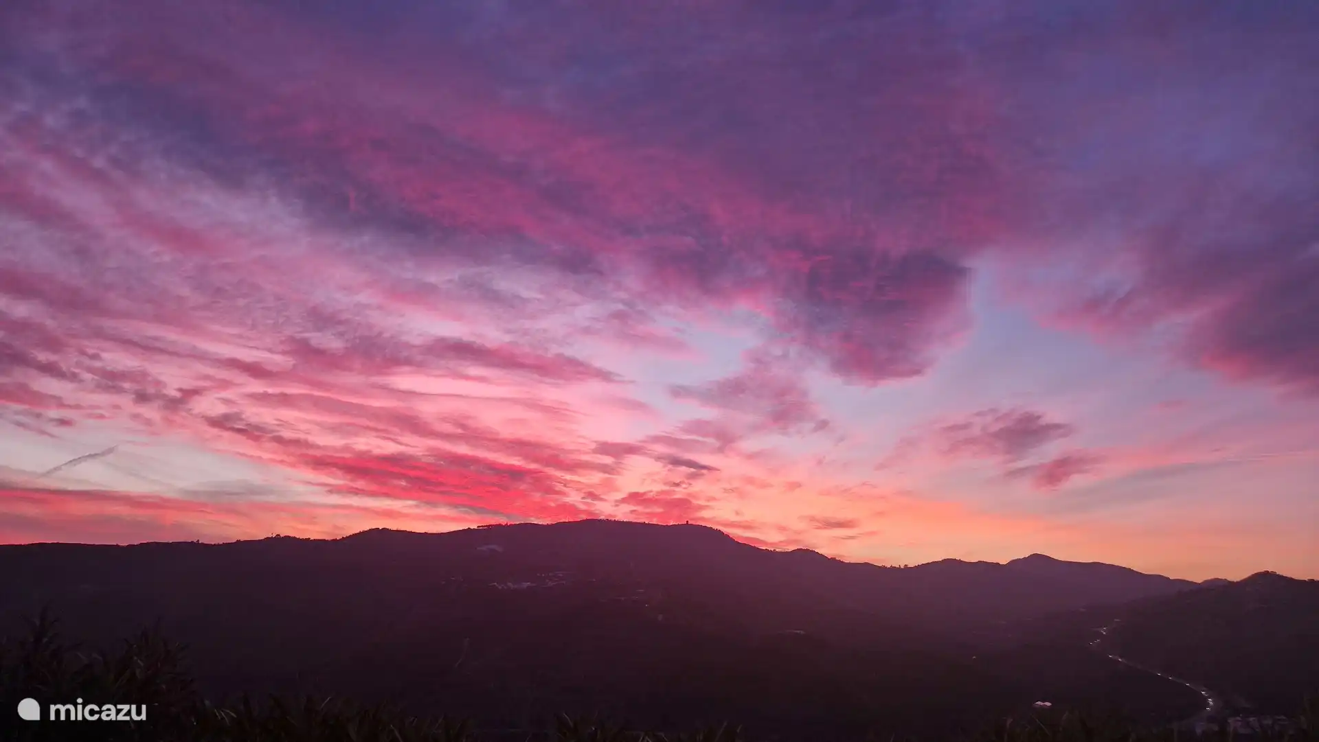 Wir hoffen, Sie bald zu sehen! Dann können auch Sie solche Sonnenuntergänge genießen