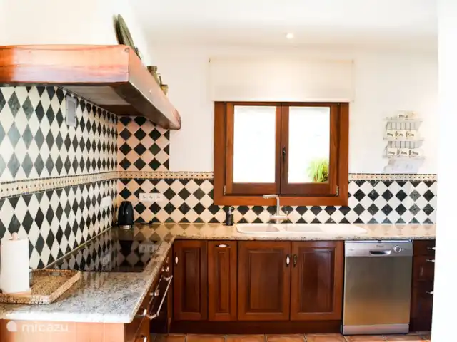Can Roser huren in Spanje, Ibiza, San Antonio - villa kitchen